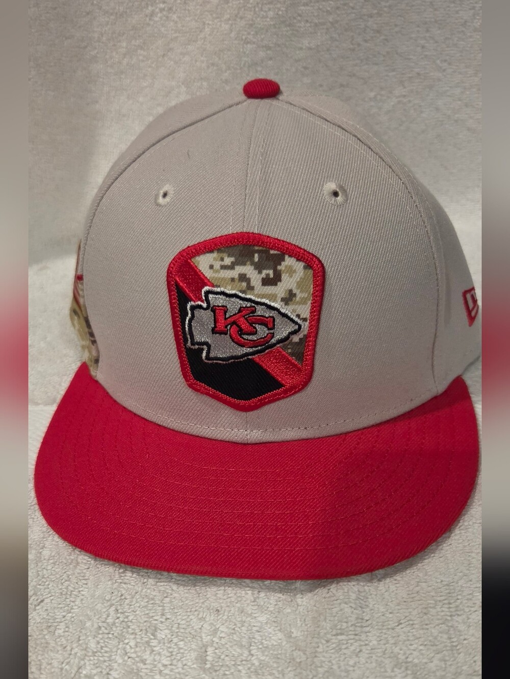KC CHIEFS SALUTE TO SERVICE HAT